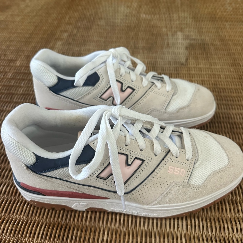 New Balance 550 Sneakers in Cream and Navy